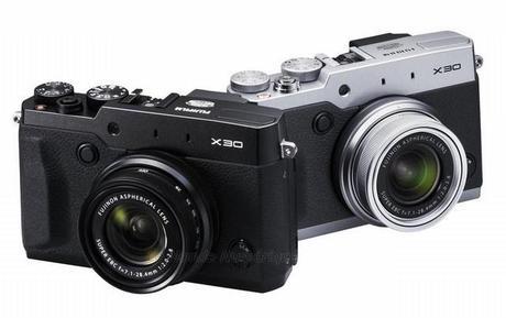 Nouvel appareil photo numérique compact Fujifilm X30 avec viseur électronique temps réel