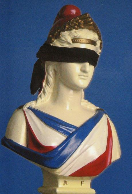 Droite... Gauche ? Ouest !