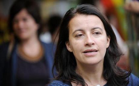 Logement: Cécile Duflot juge «inouï» l'abandon de l'encadrement des loyers
