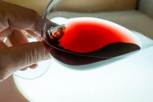 CARDIO: Consommation de vin modérée et exercice régulier, une combinaison gagnante – ESC-Société européenne de cardiologie