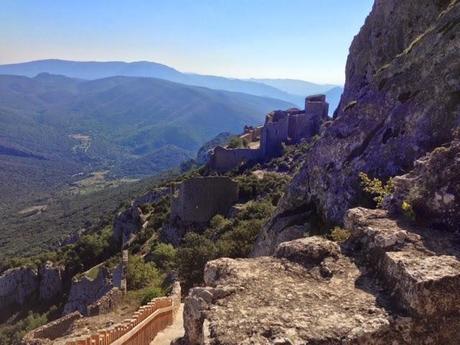 Château de Peyrepertuse : suite et un peu d'histoire