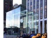 iPhone fans campent déjà devant Apple Store