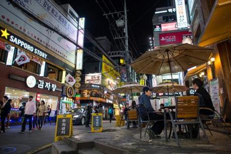 Gangnam food street, Séoul, Corée