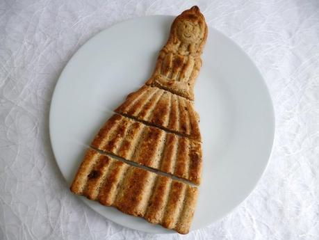 cake diététique sans gluten au muesli pomme-raisin-banane-coco avec farines de lupin, soja et coco (sans oeufs et sans beurre) P1150475