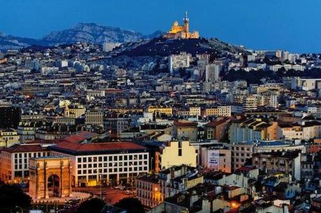 Marseille-la-nuit-by-F.Laffont-feraud