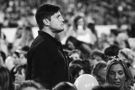 Sad-Dads-at-a-One-Direction-concert5