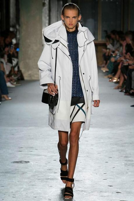 Le chic sans fausses notes du défilé Proenza Schouler pour l'été prochain...