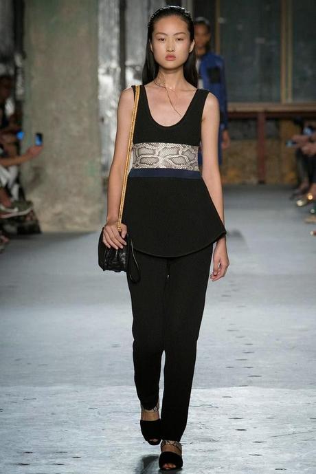 Le chic sans fausses notes du défilé Proenza Schouler pour l'été prochain...