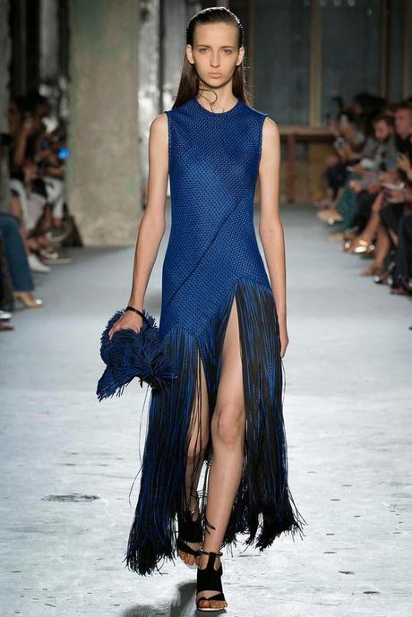 Le chic sans fausses notes du défilé Proenza Schouler pour l'été prochain...