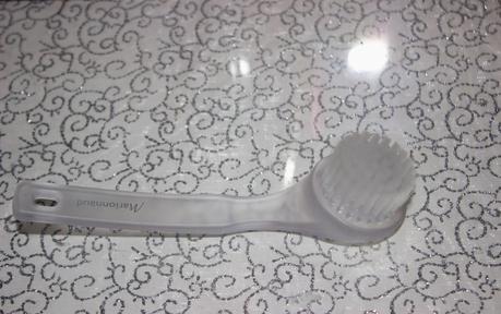 Mes armes beauté: Les brosses à visage et l' éponge konjac