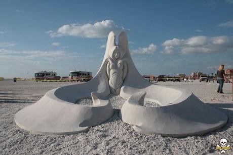 sand art sculpture dessin sable plage mogwaii (56)