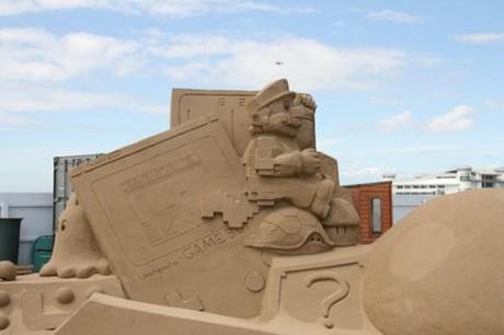 sand art sculpture dessin sable plage mogwaii (77)