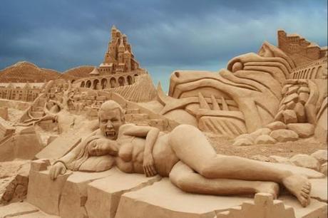 sand art sculpture dessin sable plage mogwaii (113)