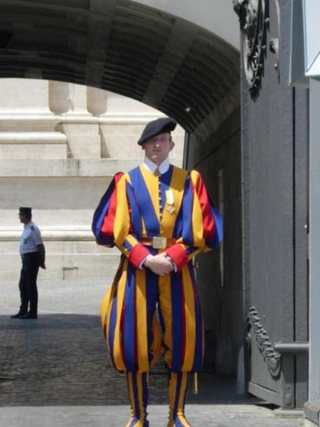 uniforme-vatican
