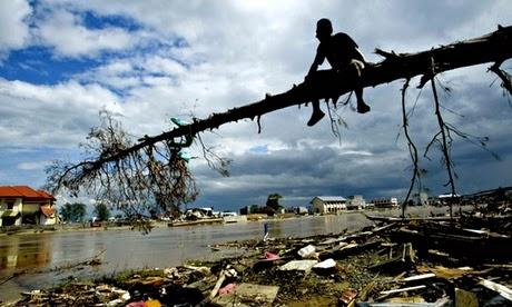 Les femmes et les enfants d'abord?