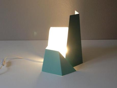 decoration lampe design metal blanc bleu Coup de coeur PDW 2014 : La lampe FRAGMENT par Tamim Daoudi