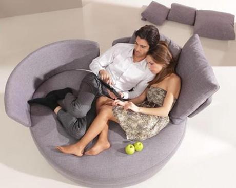 comfortable-love-seat-myApple-790x628.jpg
