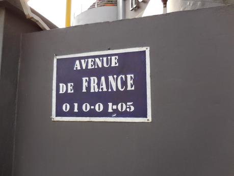et qu'est ce qu'on trouve avenue de france ?