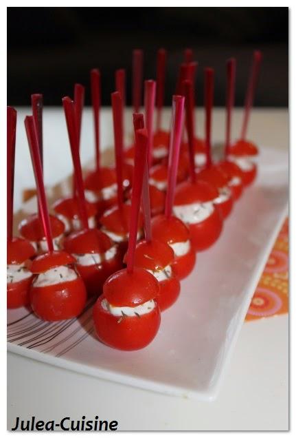 Tomates cerises au fromages et aux herbes {Apéro léger}