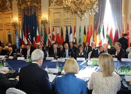 Sommet de Paris sur l'Irak.jpg