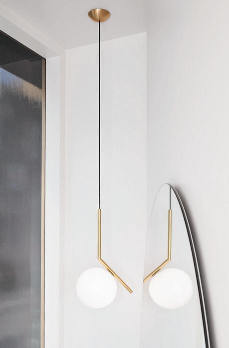 IC-Lights-bring-a-hint-of-Hollywood-glamor-to-the-room