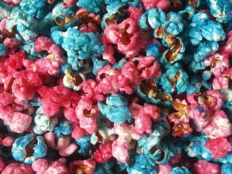 Popcorn colorés sucrés