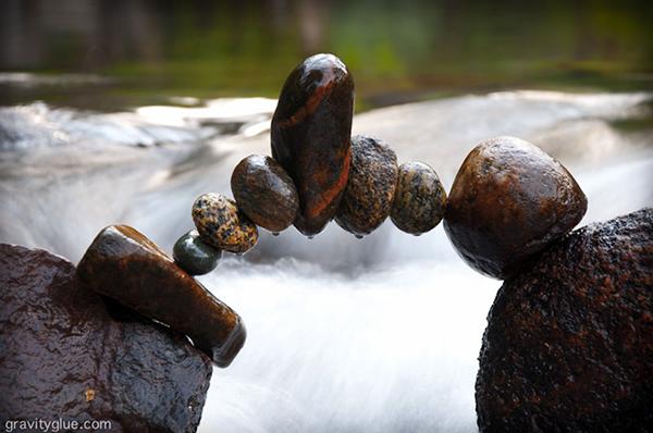 art-of-rock-balancing-by-michael-grab-gravity-glue-1