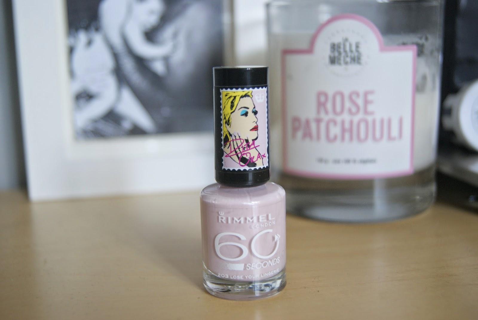 Loose your lingerie, le rose délicat de Rita Ora pour Rimmel