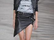 Paris Fashion Week défilé Anthony Vaccarello...