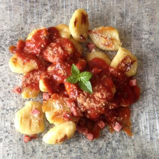 Gnocchis au Parmesan + sauce tomate basilic