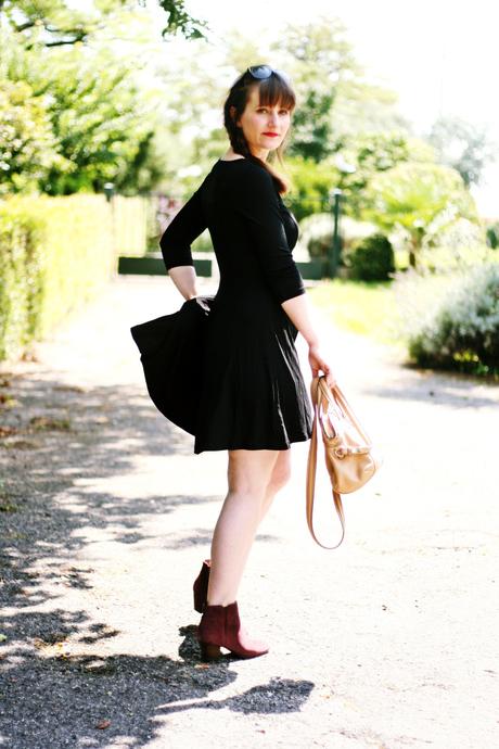 petite robe noire style 90 robe boutonnées blog mode