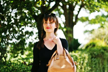petite robe noire style 90 robe boutonnées blog mode