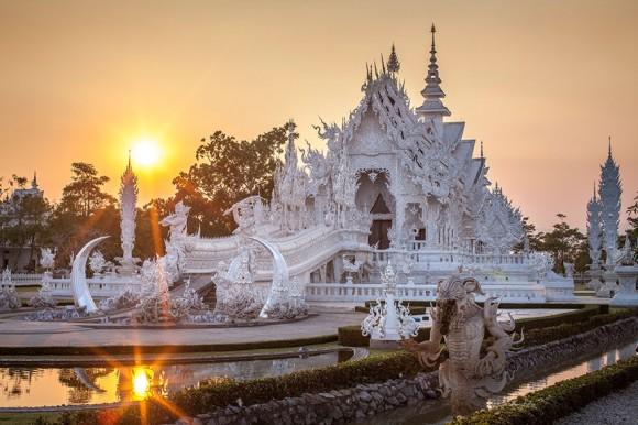 Wat Rong Khun : Le temple plus blanc que blanc Wat-Rong-Khun-Thailande temple blanc mogwaii (29)