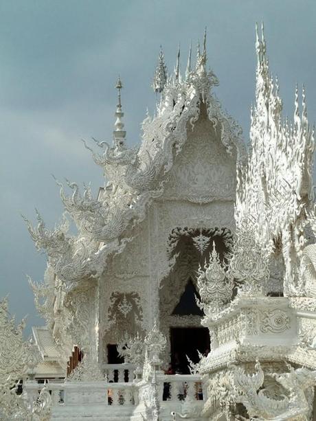 Wat-Rong-Khun-Thailande temple blanc mogwaii (28)