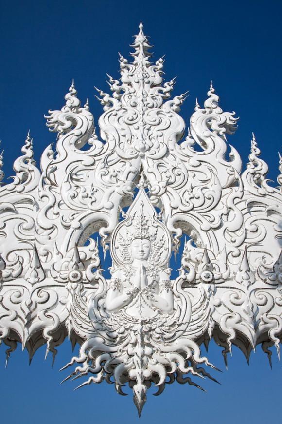 Wat Rong Khun : Le temple plus blanc que blanc Wat-Rong-Khun-Thailande temple blanc mogwaii (6)