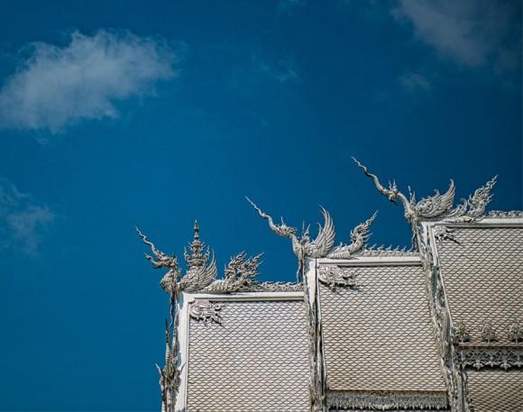 Wat Rong Khun : Le temple plus blanc que blanc Wat-Rong-Khun-Thailande temple blanc mogwaii (36)
