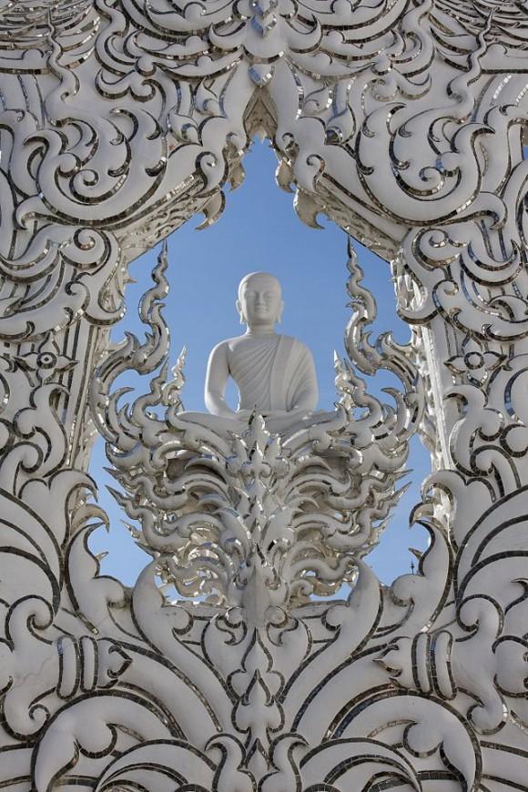 Wat Rong Khun : Le temple plus blanc que blanc Wat_Rong_Khun-012