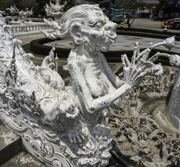 Wat Rong Khun : Le temple plus blanc que blanc Wat Rong Khun