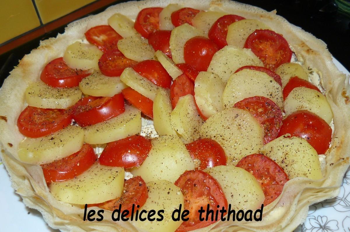 3 ingrédients pour une recette : une tarte pommes de terre et tomates