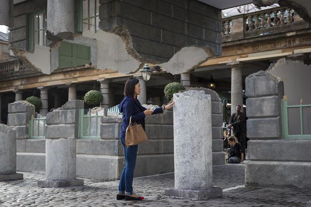 Covent-Garden-Alex-Chinneck-05