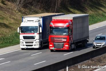 Ségolène Royal suspend l'écotaxe : les transporteurs routiers ont gagné
