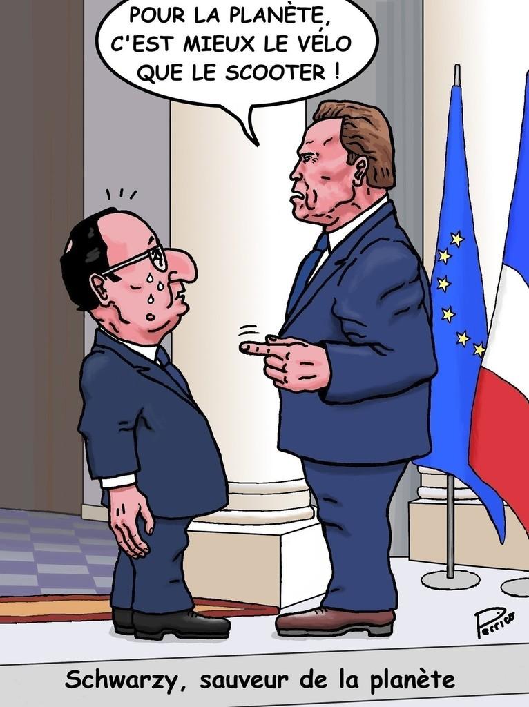 Schwarzy reçu par François Hollande à l'Elysée
