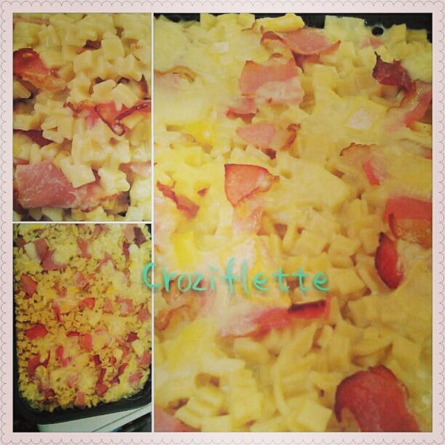 La dernière fois nous avons mangés une #bonne #croziflette ! #Tuerie #crozet #reblochondesavoie #jamboncru comme une #tartiflette #tropbon #trésbon #orgasmique #pornfood #food #foodporn #instamiam #instafood #yummy #love #instalove @chez moi �