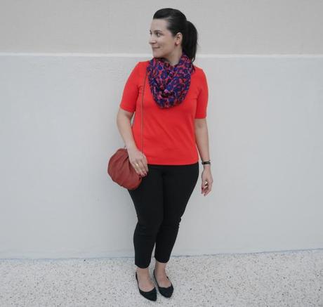 | LOOK | The Little Red Working Girl Look