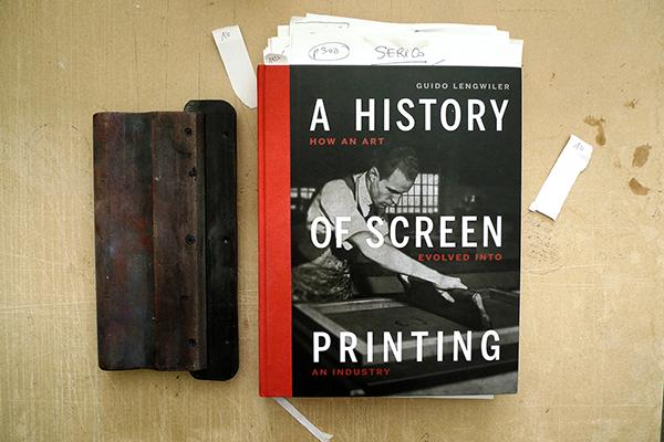 A History of screen printing book