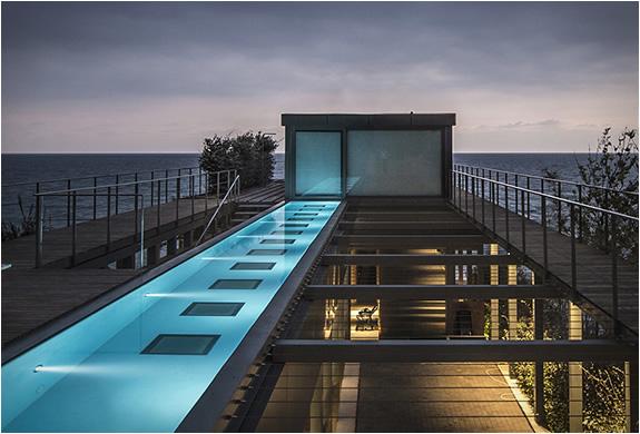 amchit-residence-blankpage-architects-12