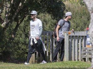 Photos: Justin et Jessica à Whatipu (13/10/2014)