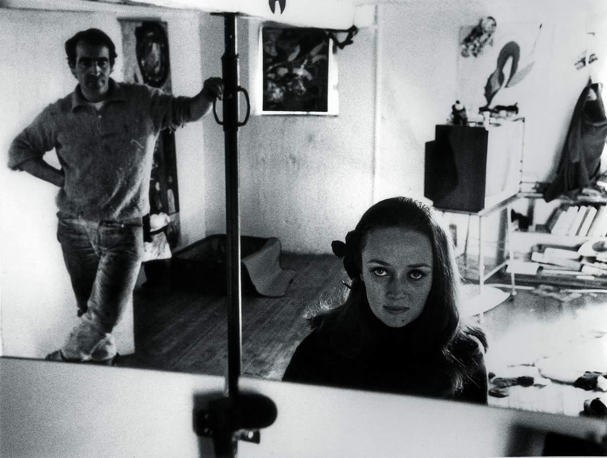 Niki de Saint Phalle et Jean Tinguely à l'atelier photographie de Harry Schunk 1963 © 2014 Niki Charitable Art Foundation, All rights reserved