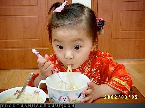 Les bébés asiatiques sont des gloutons