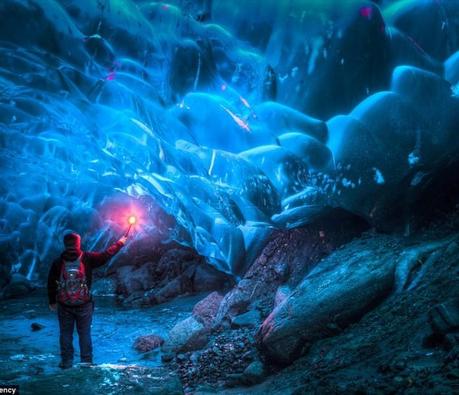 A la découverte des caves de glace en Alaska